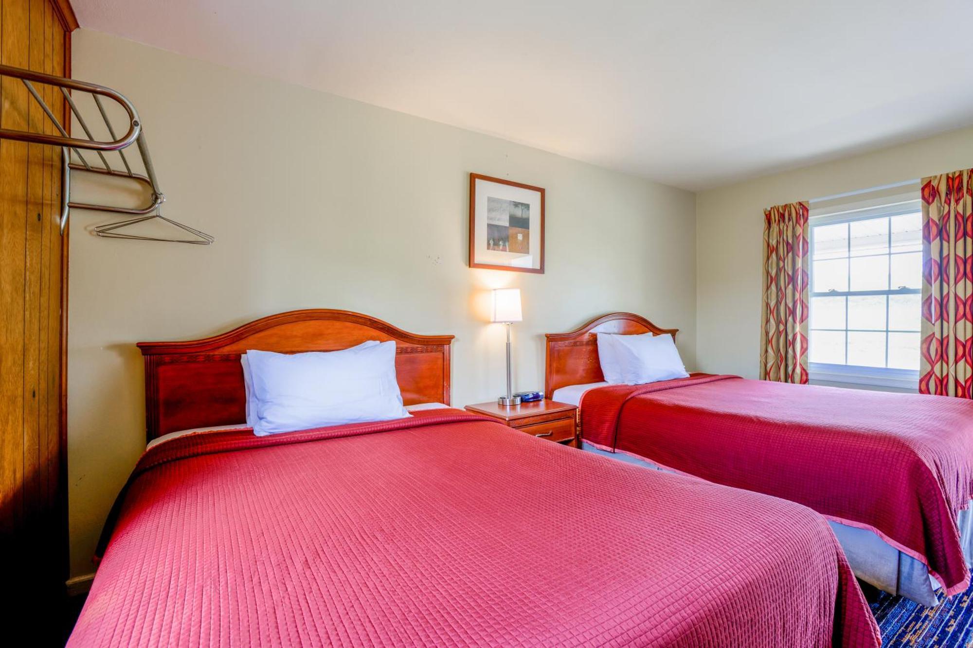 Relax Inn By Oyo Natural Bridge I-81 Экстерьер фото